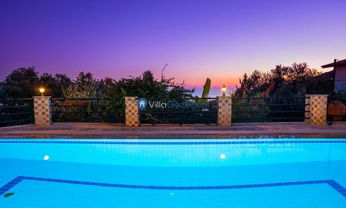 Villa Otantik — 4