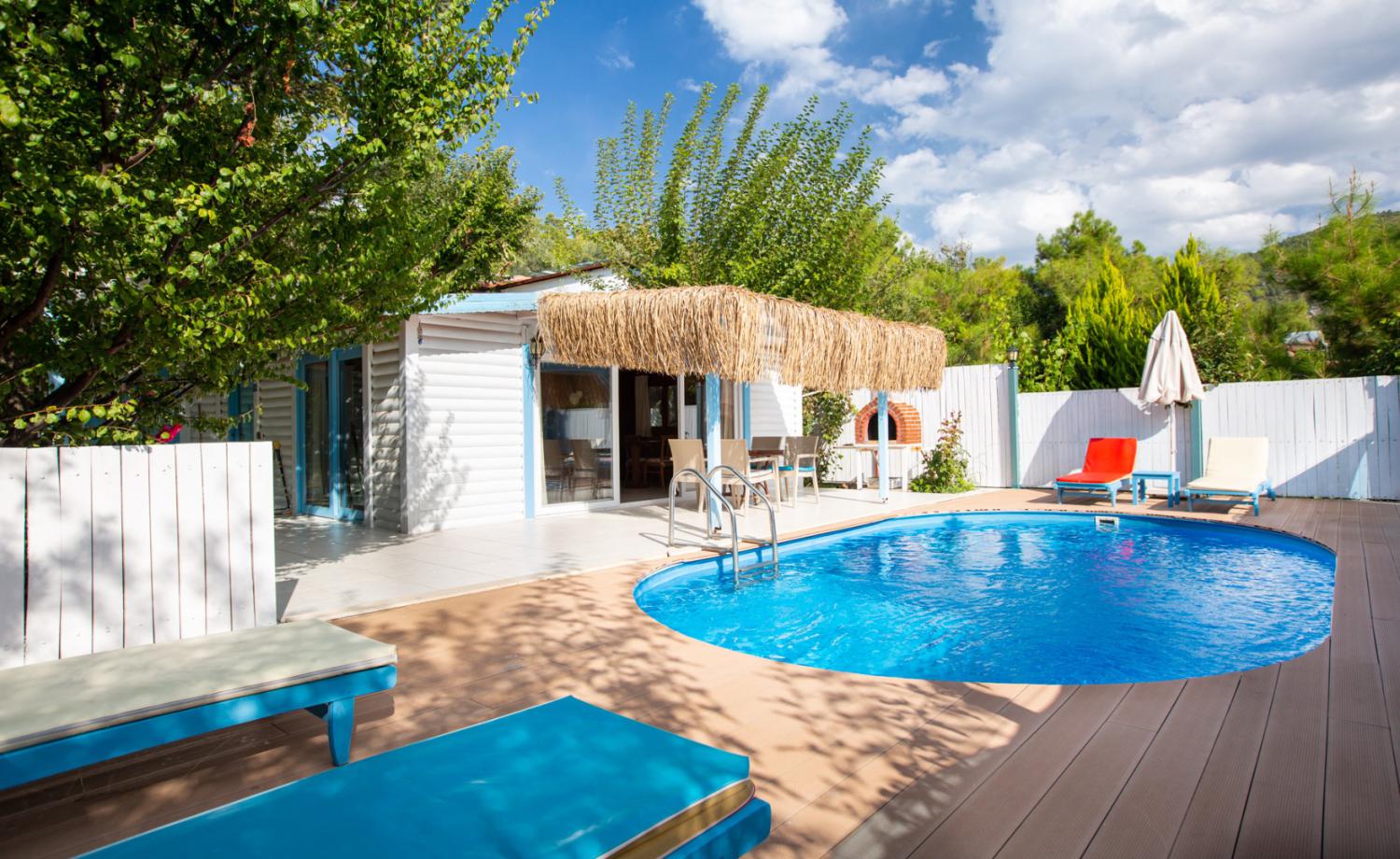 Villa İskender (4) Kişilik Muhafazakar Kiralık Aile ve Balayı Villası