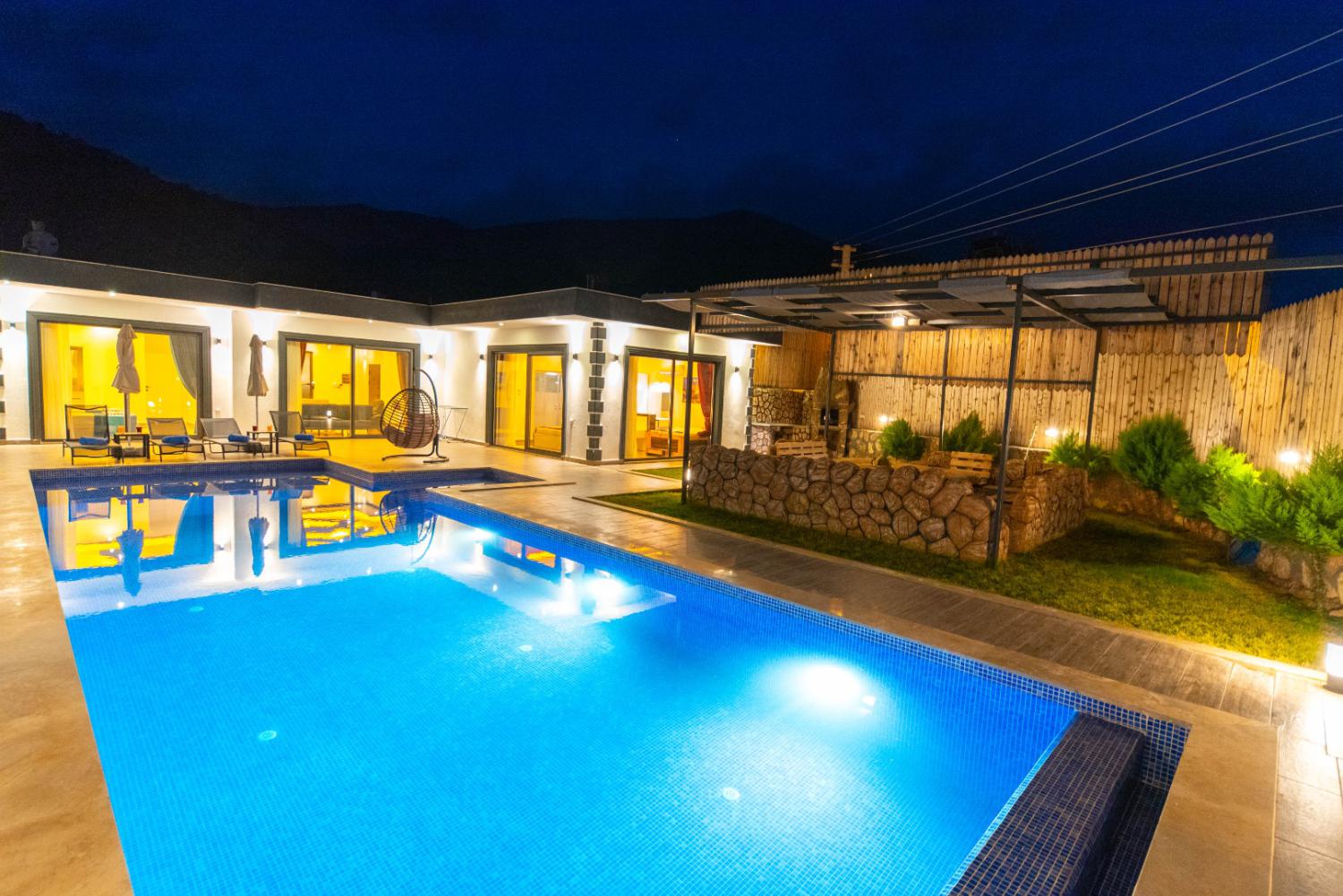 VİLLA İNCİR ÇAVDIR