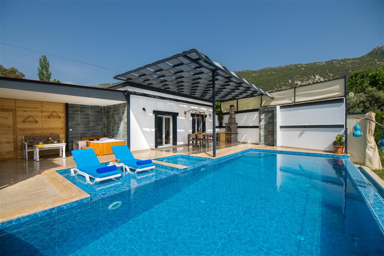 Villa Portakal(4) Kişilik Muhafazakar Kiralık Aile ve Balayı Villası