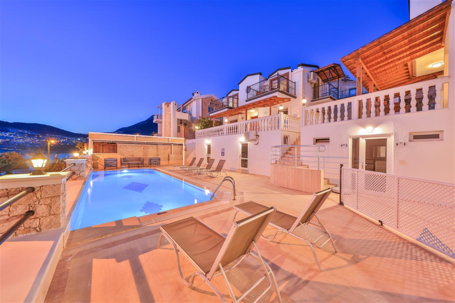 Villa Melis Kışla;  Kalkan Kışla' da 2 yatak odalı, deniz manzaralı kiralık villa