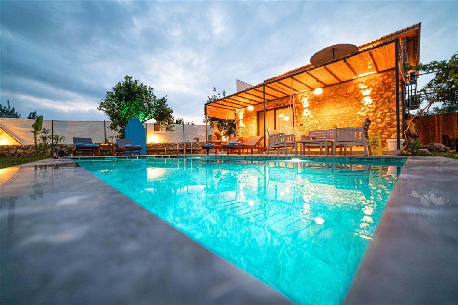 Villa Eren Seydikemer, Seydikemer 'de bulunan (4) Kişilik Kiralık Balayı Villası