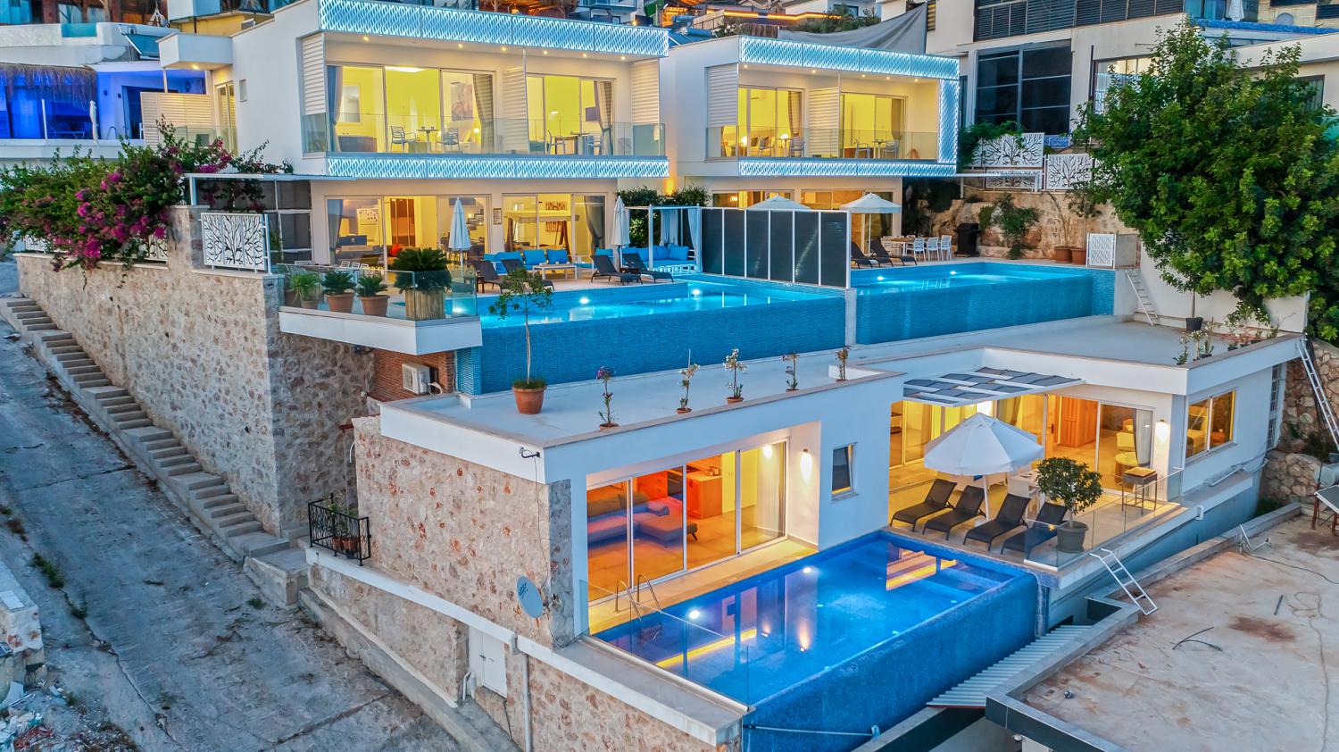 Villa Panda | Kalkan Akbel'de Jakuzili & Manzaralı Tatil Villası 🐼