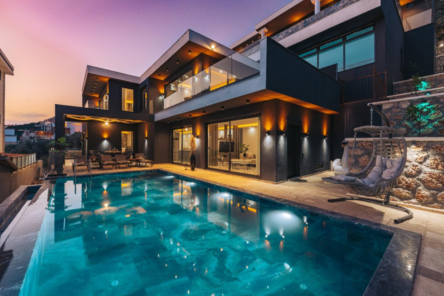 Villa Saba ; Kalkan Kördere'de deniz manzaralı Kiralık Tatil Villası.