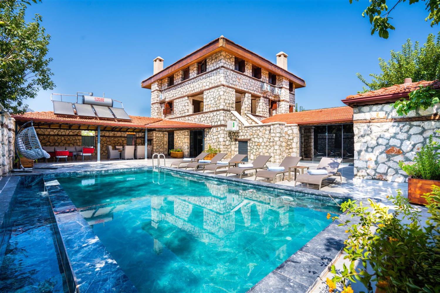 🏡 Villa Şah Bezirgan | Özel Havuzlu, Jakuzili, Muhafazakar Villa