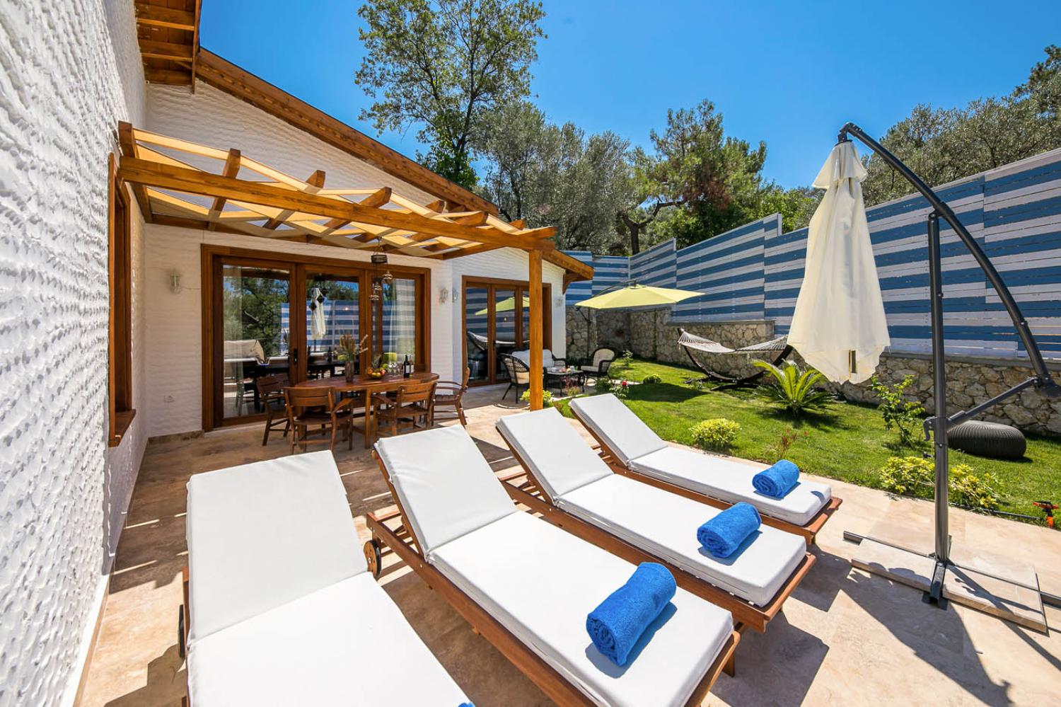 Villa Sunset Uno (4) Kişilik Engelli Misafirlere Uygun Aile ve Balayı Villası