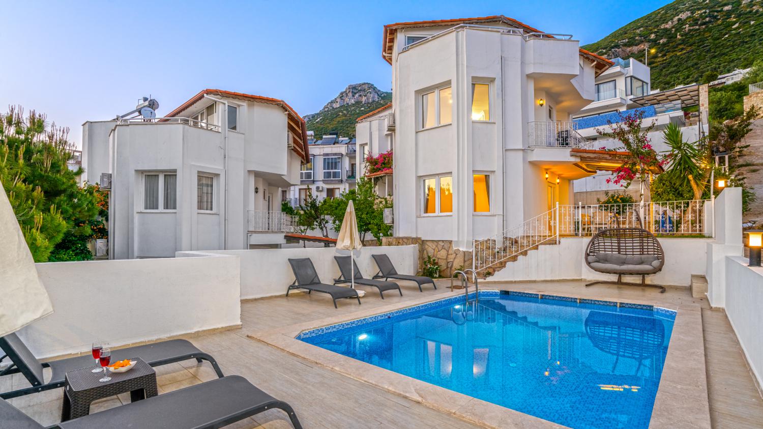 Villa Dolce Kızıltaş: Kalkan Kızıltaş'ta Deniz Manzaralı Villa