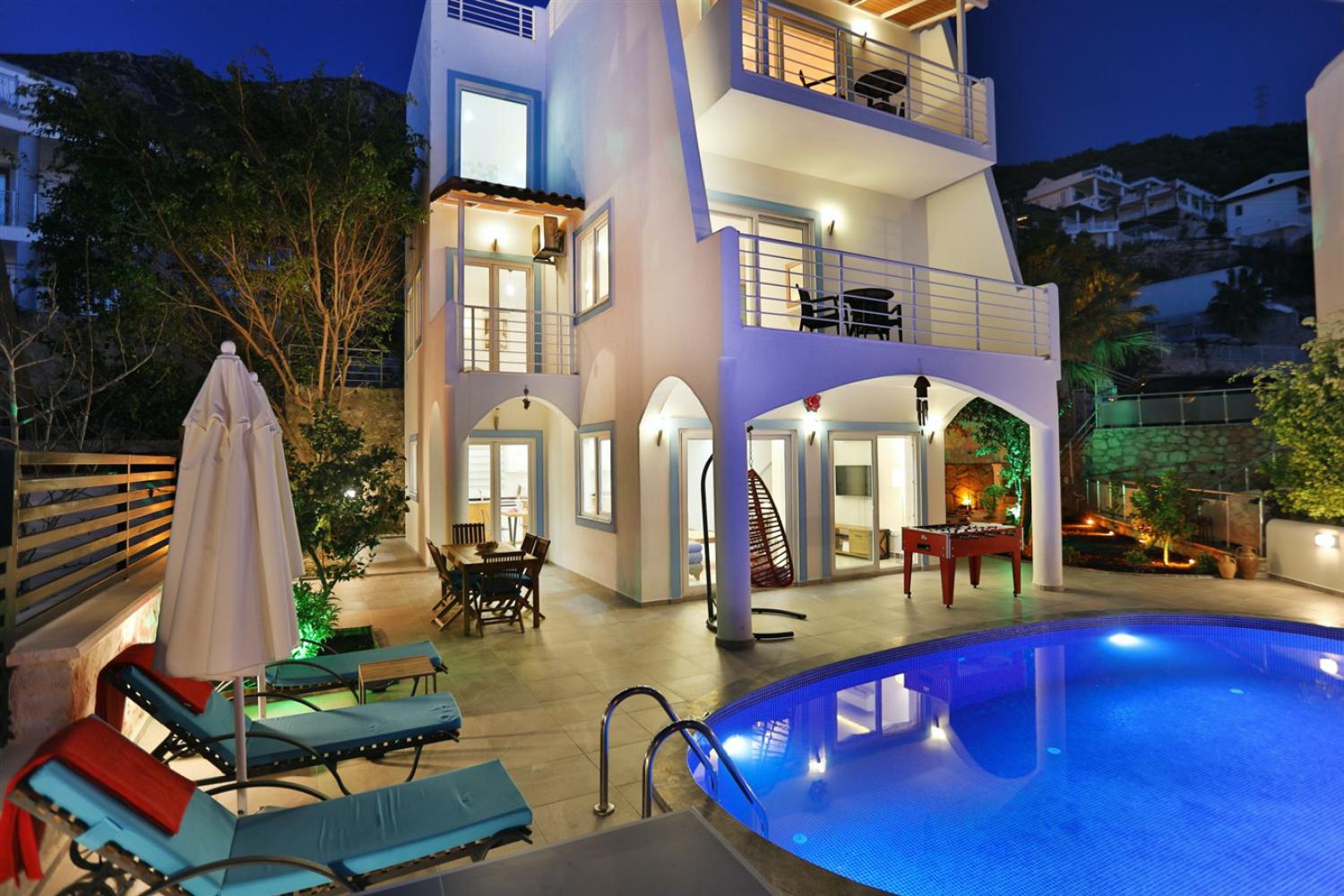 Villa Lotus (6) Kişilik Merkeze Yakın Geniş Aile ve Arkadaş Grubu Villası
