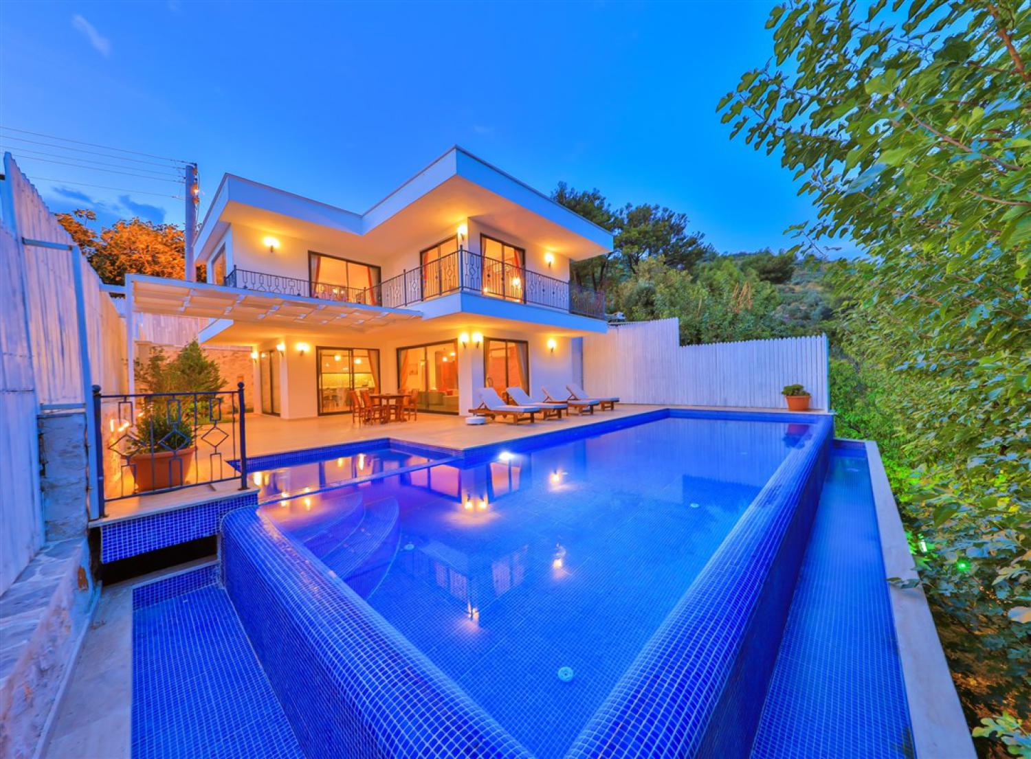 Villa Platin İslamlar (4) Kişilik Muhafazakar Aile ve Balayı Villası