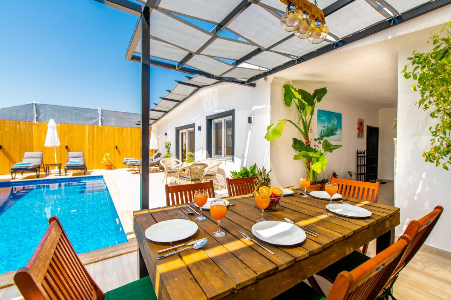 Villa Yasin Ulugöl; Kalkan Ulugöl' de 2 yatak odalı 4 kişilik kiralık villa