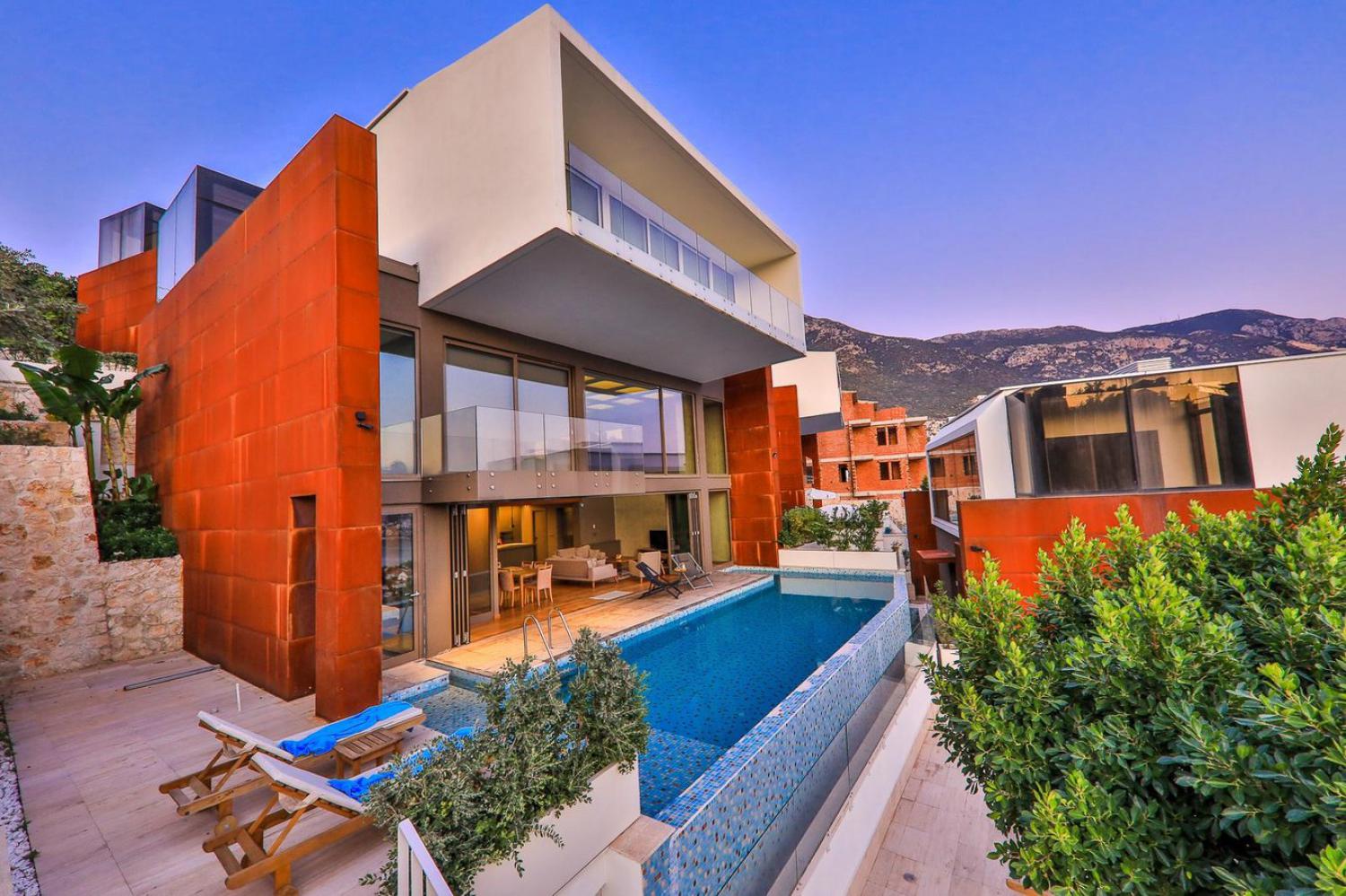 Villa Altes 5 (8) Kişilik Deniz Manzaralı Geniş Aile ve Arkadaş Grubu Villası