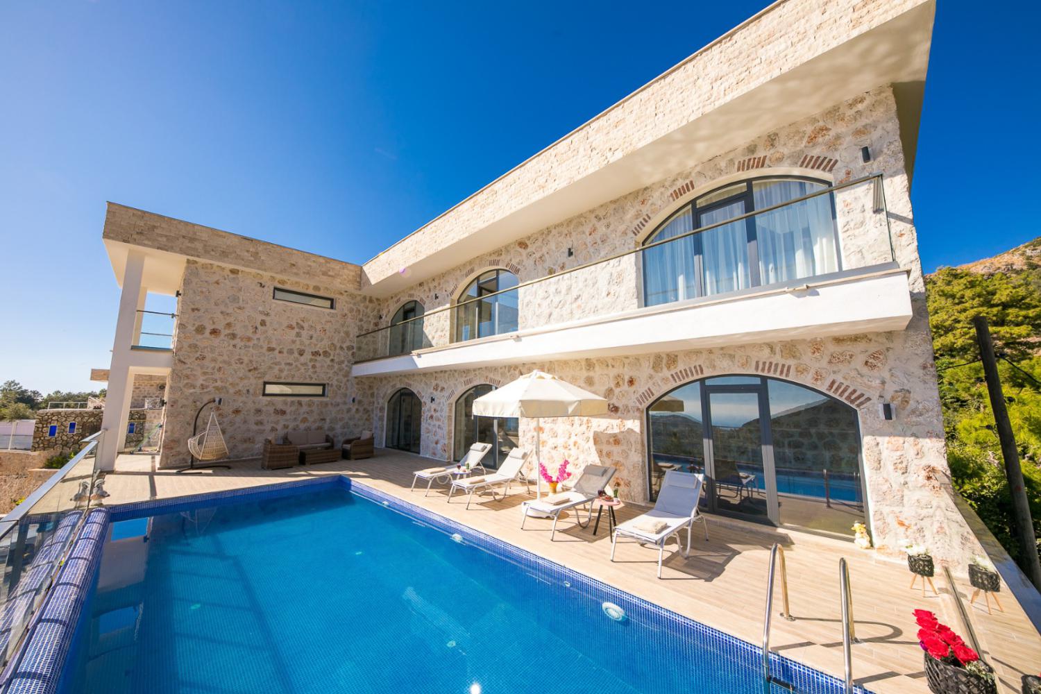 Villa Narin 10 (8) Kişilik Deniz Manzaralı Geniş Aile ve Arkadaş Grubu Villası