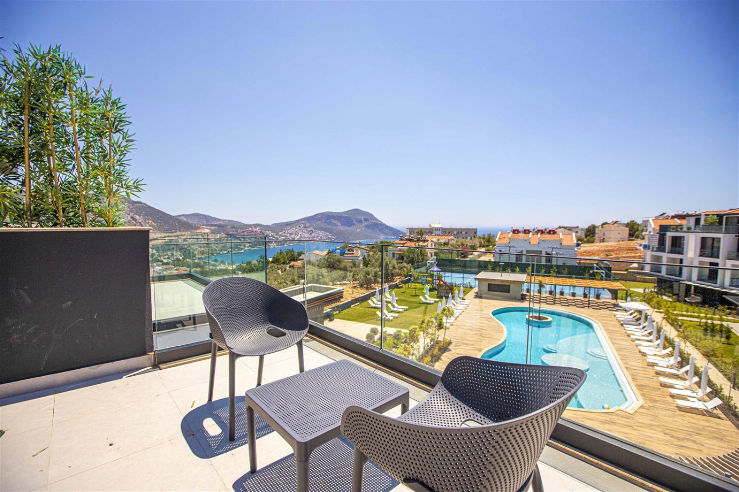 Maidan Complex E-3, Kalkan'da (4) Kişilik Merkeze Yakın Ultralüks Yaşam Sitesi
