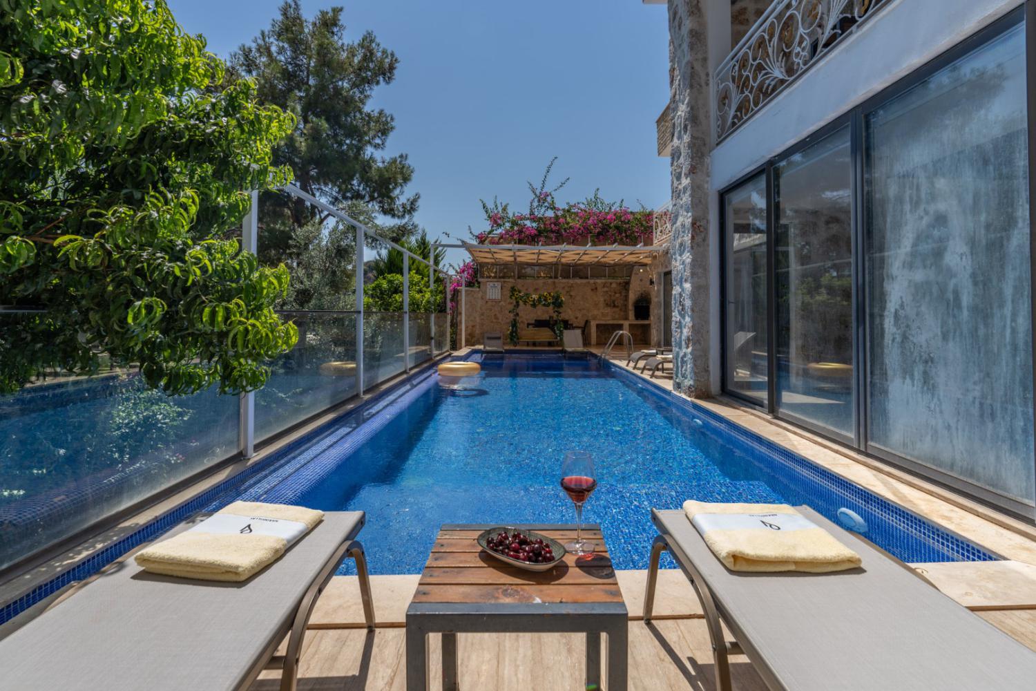 Villa Narin 4 (6) Kişilik Muhafazakar Geniş Aile ve Arkadaş Villası