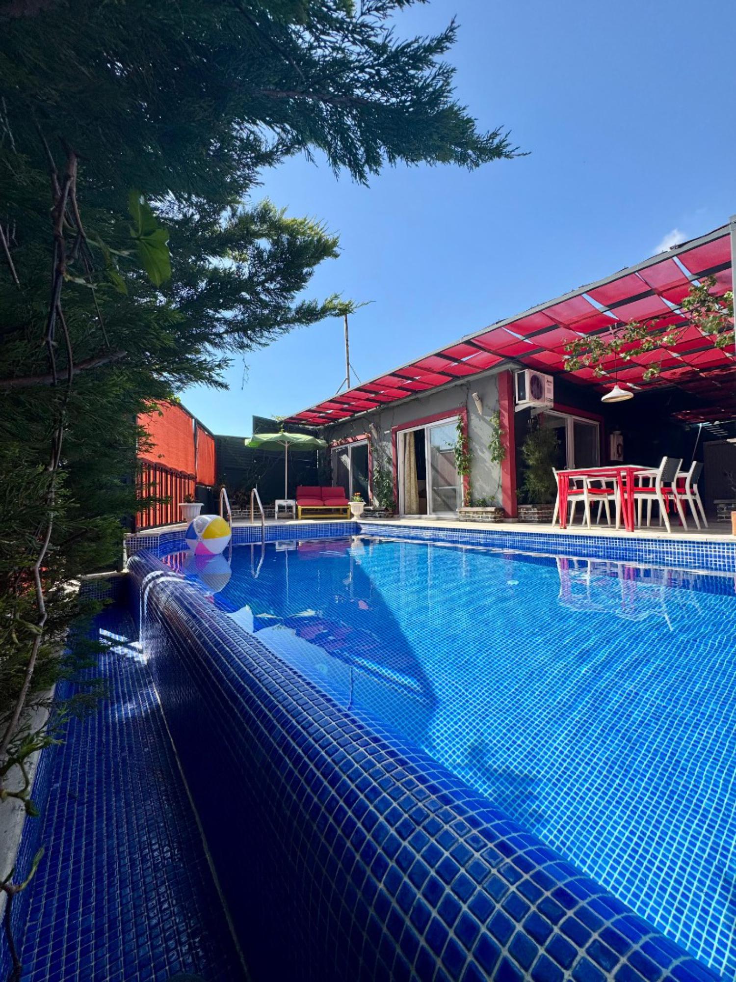 Villa Renk İslamlar ; Doğa İçerisinde Balayı Villası