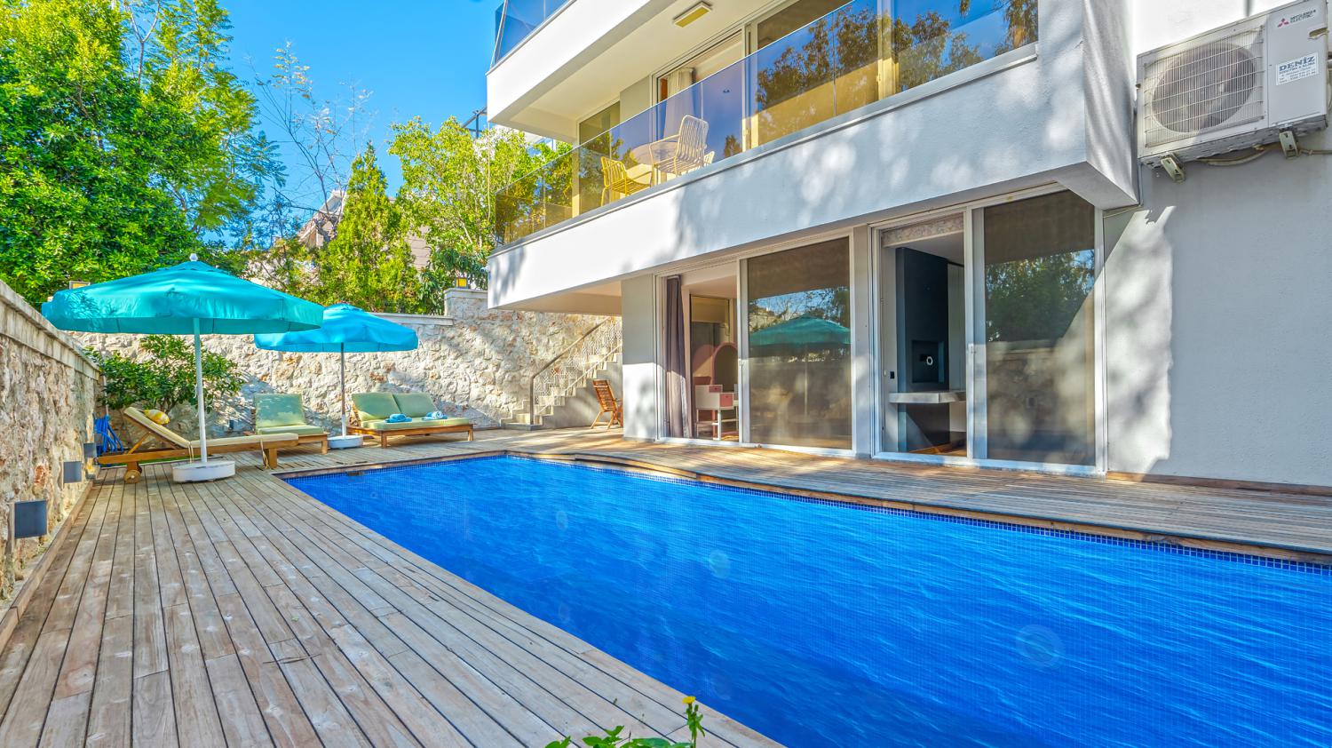 Villa Alp Kalkan : Kalkan Merkez'de 6 Kişilik Villa