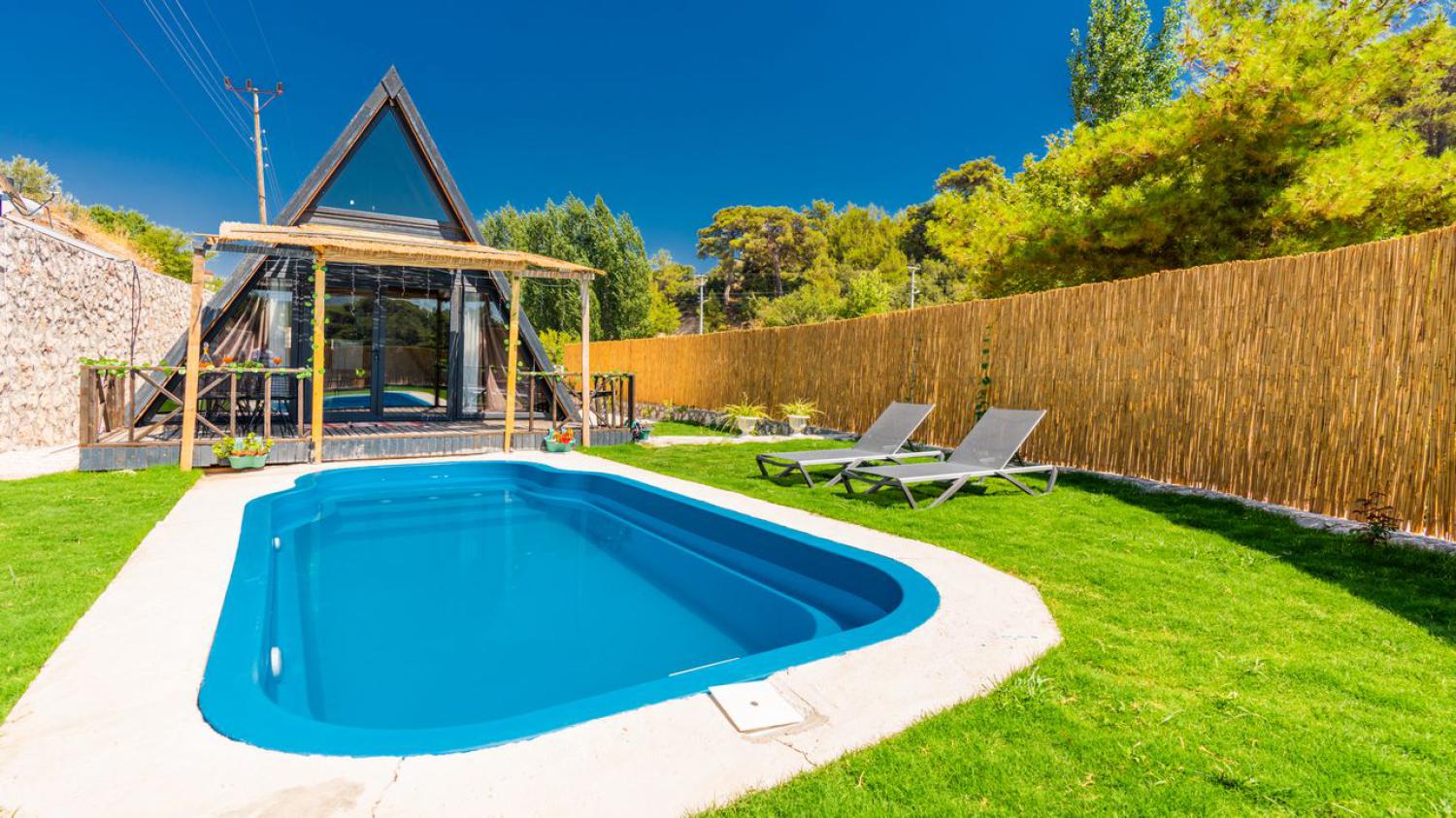 VİLLA ALVİN SARIBELEN