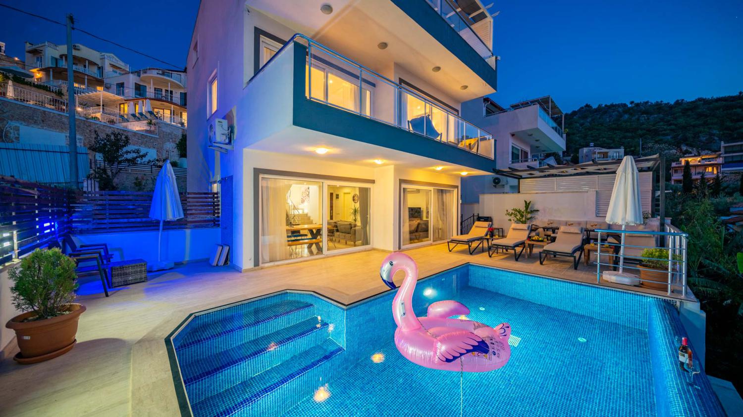 🪽 Villa Angel | Kalkan Kışla'da Deniz Manzaralı, Özel Havuzlu Lüks Villa