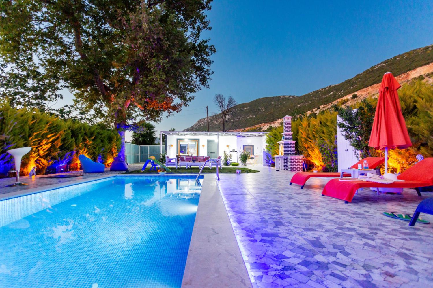 Villa Arim, Kalkan Bezirgan bölgesinde 2 yatak odalı, 4 kişilik kiralık balayı villası