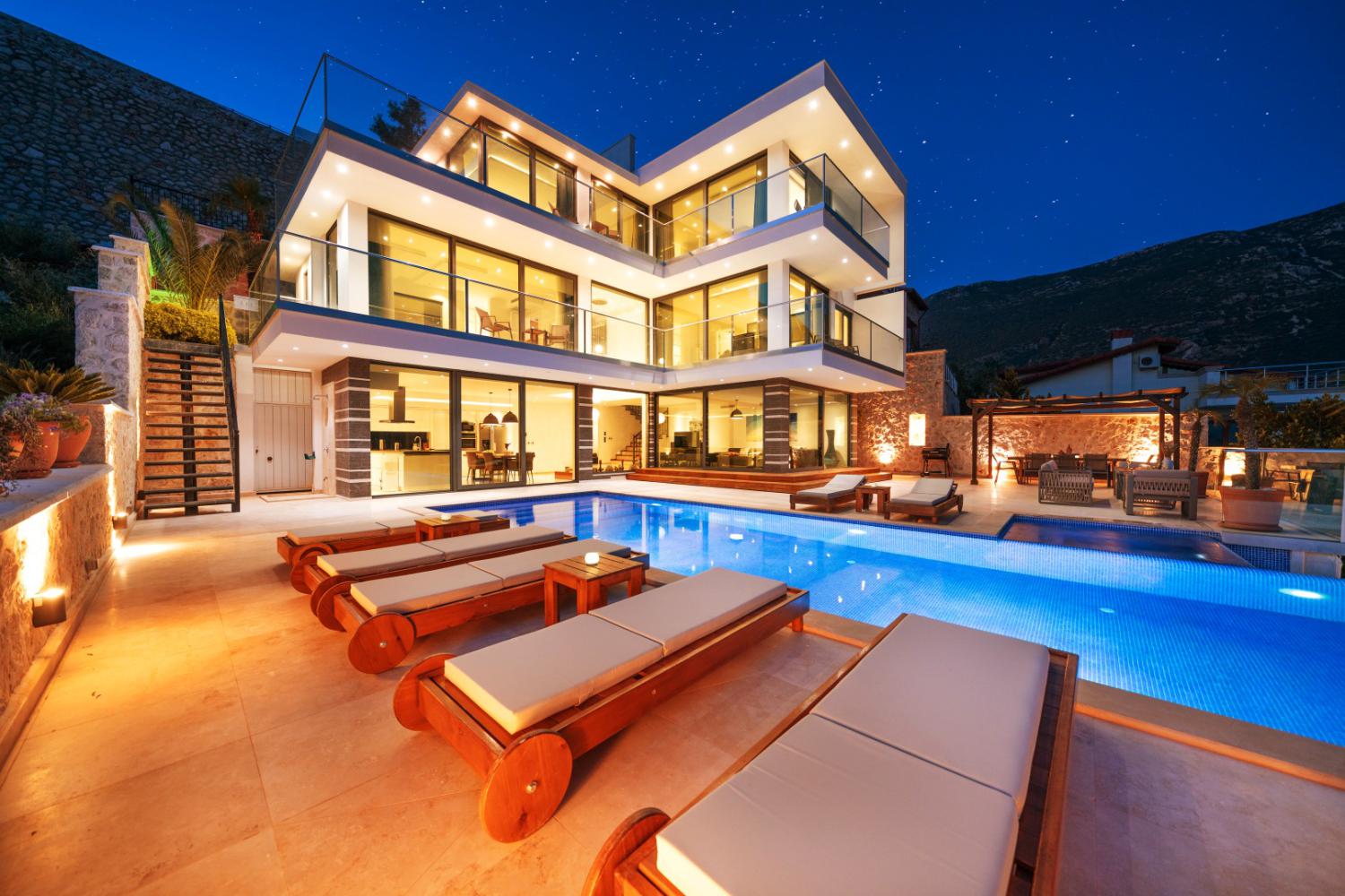 Villa Aslan Ortaalan, Kalkan Kalamar Bölgesinde (8) Kişilik Tatil Villası