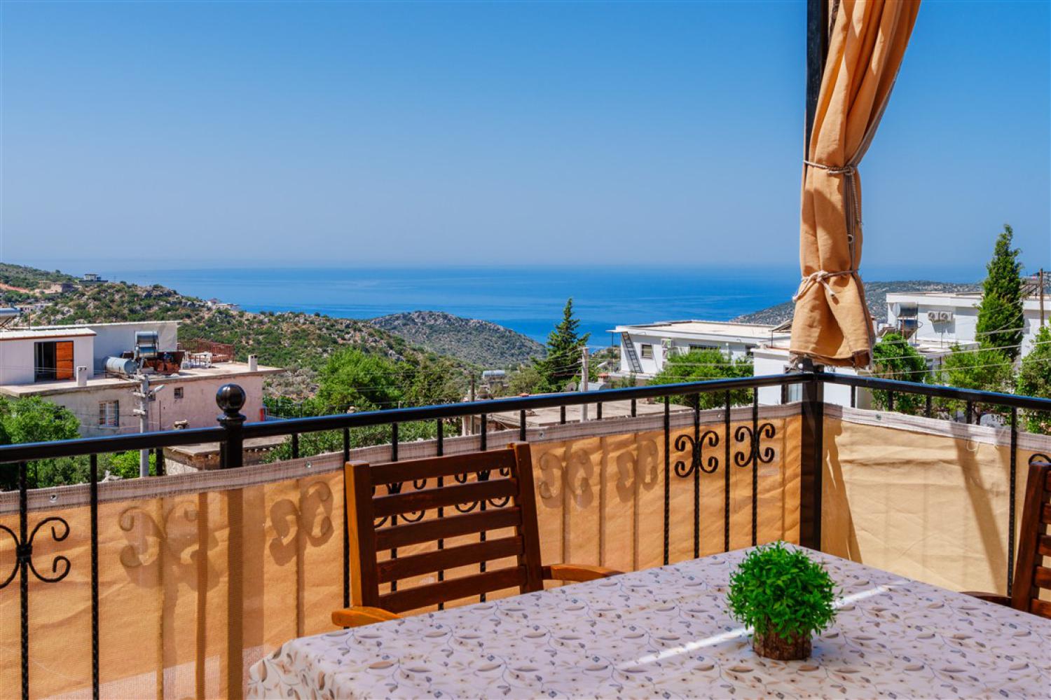 Villa Baha (8) Kişilik Deniz Manzaralı Geniş Aile ve Arkadaş Grubu Villası