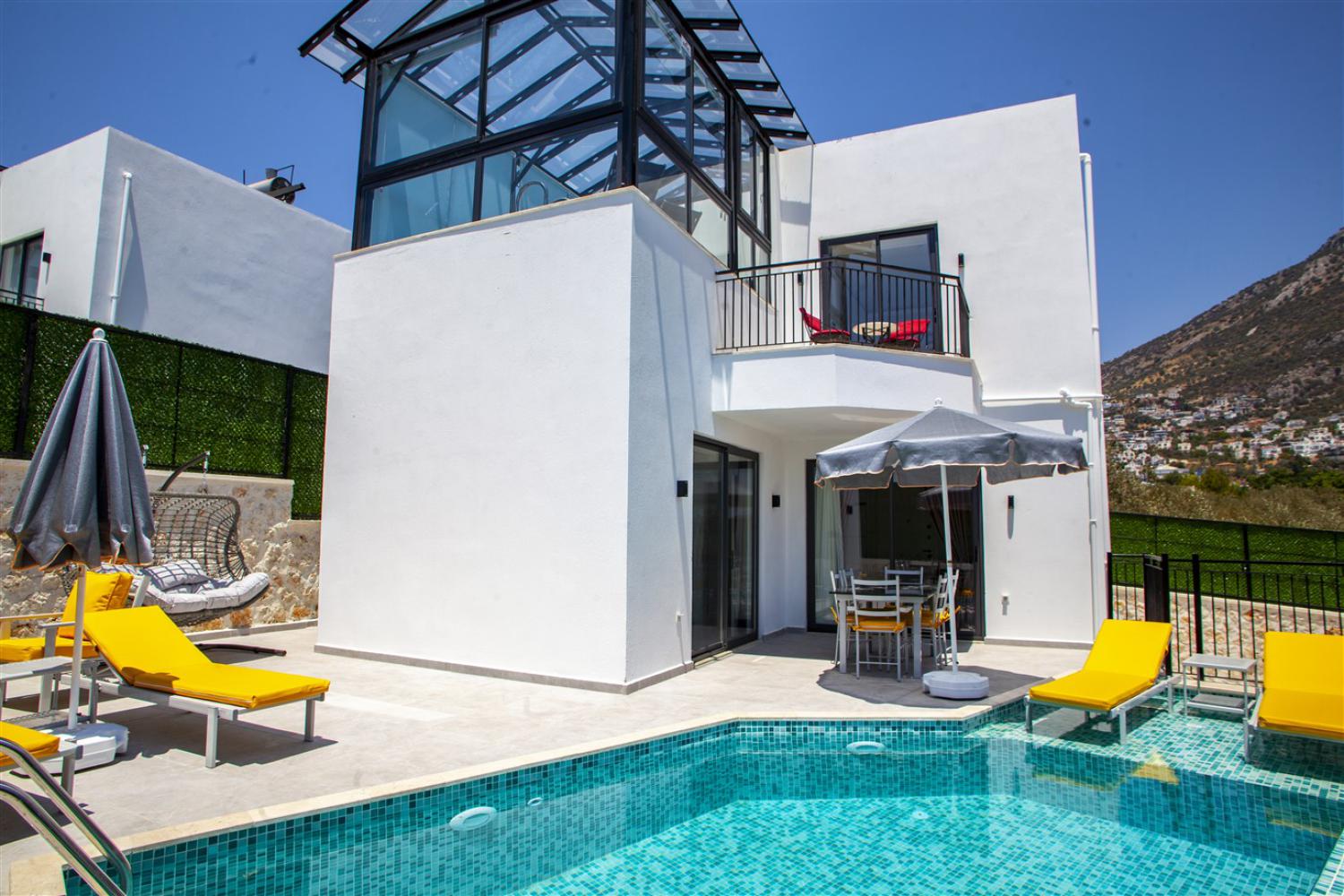 Villa Baysal Güney, Ortaalan'da bulunan, 2 yatak odalı, kiralık villa