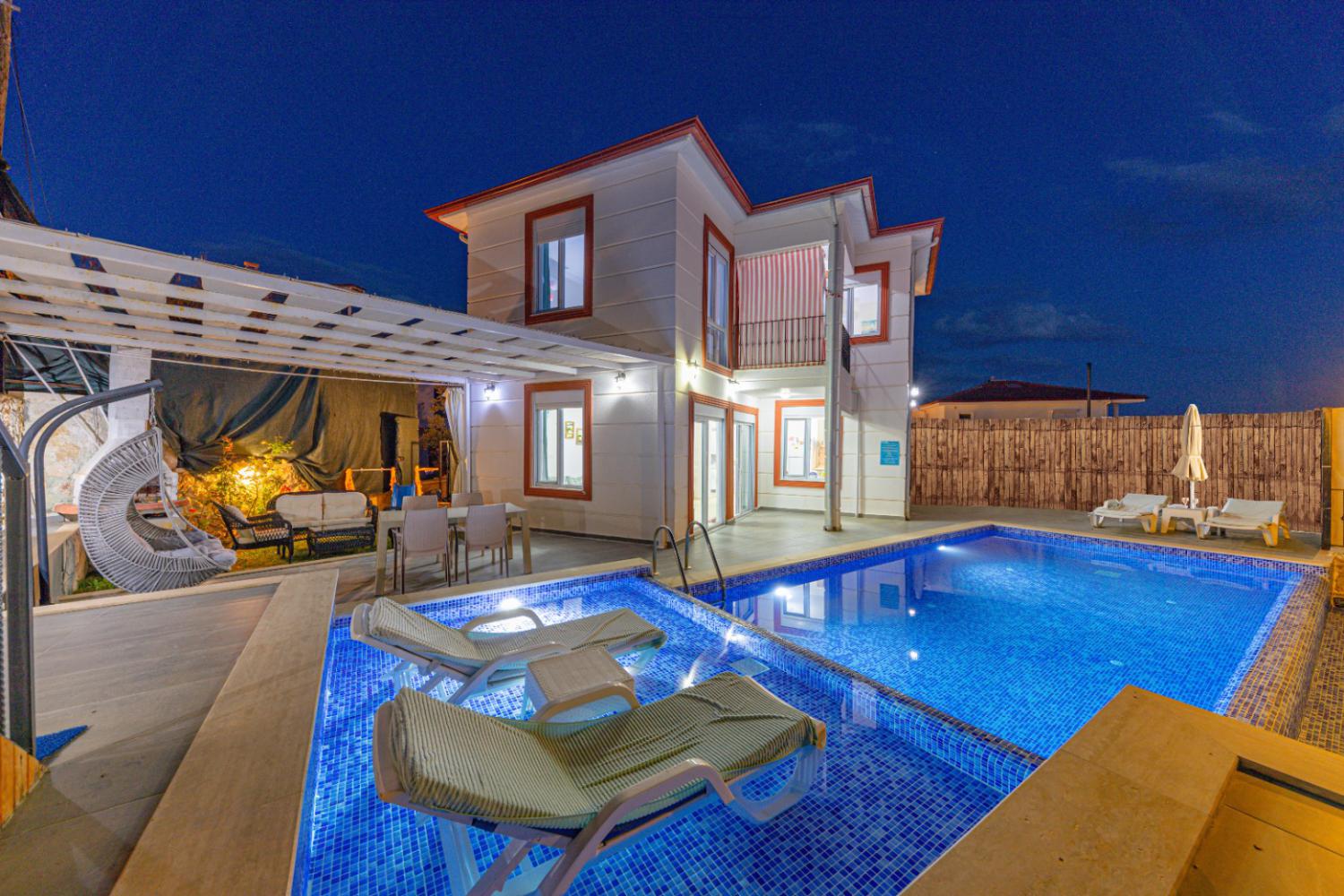 Villa Beyaz İslamlar ; Balayı Çiftleri Ve Aileler İçin Uygun Kiralık Tatil Villası.