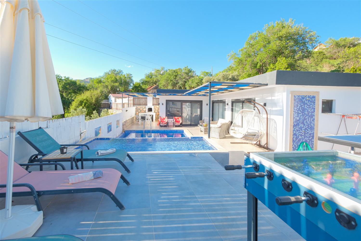 Villa Boğaziçi 2, Kalkan'da (4) Kişilik Kiralık Muhafazakar Balayı Villası