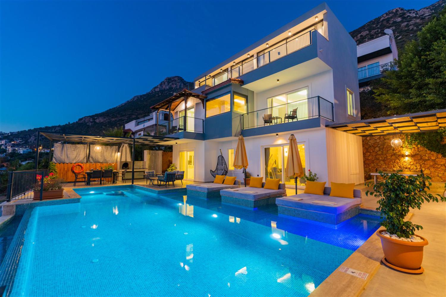 Villa Captain Lucky; Kalkan Kızıltaş Bölgesinde (6) Kişilik Villa