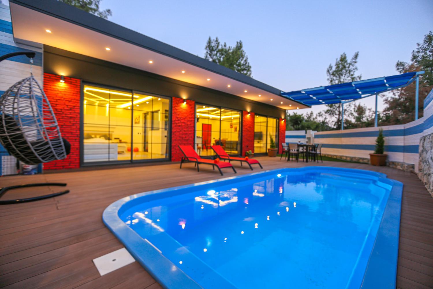 Villa Cazibe Kalkan İslamlar' da tek yatak odalı kiralık balayı villası