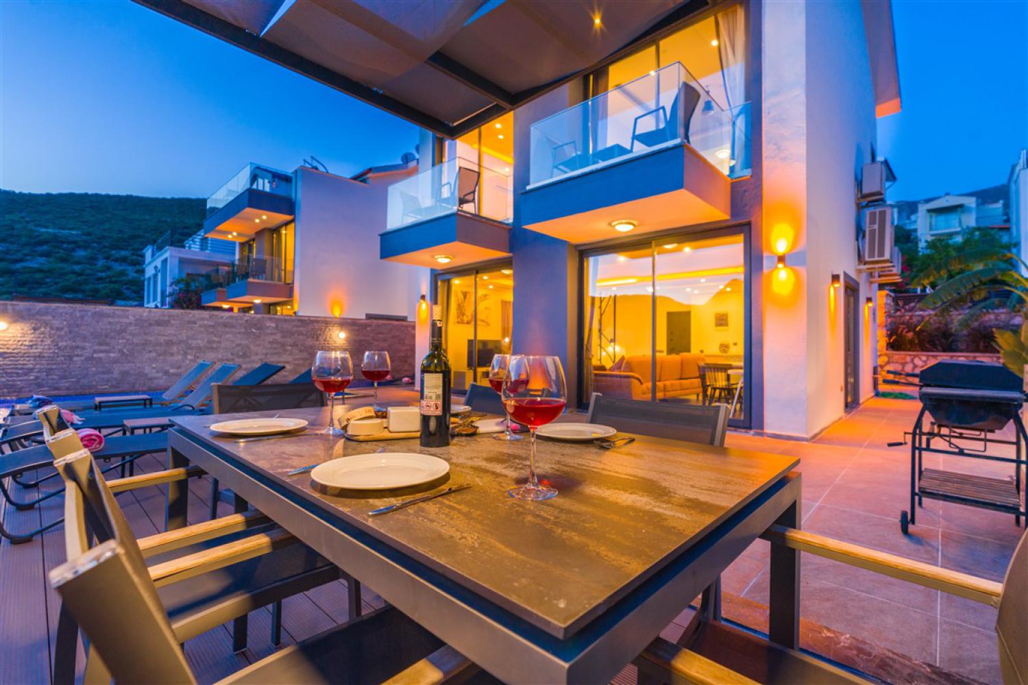 Villa Deida, Kalamar' da bulunan 3 yatak odalı, kiralık villa