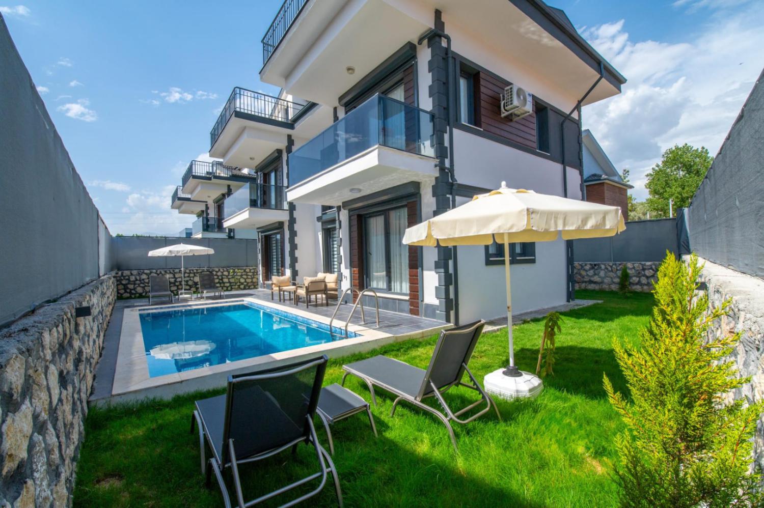 VİLLA  DERİNHERA 2