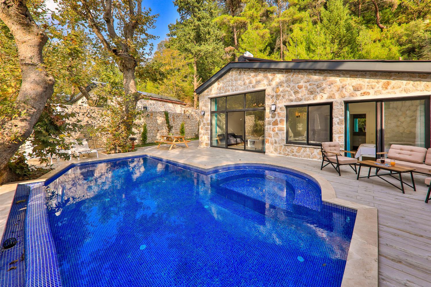 Villa Doğa 1, Kalkan'da (4) Kişilik Kiralık Muhafazakar Villa