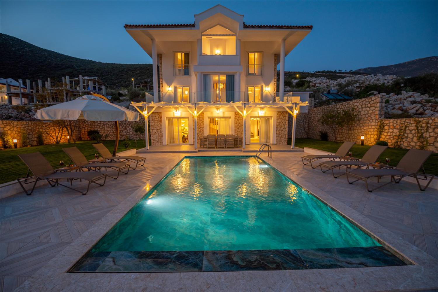 Villa Elana 1 (8) Kişilik Deniz Manzaralı Geniş Aile ve Arkadaş Grubu Villası