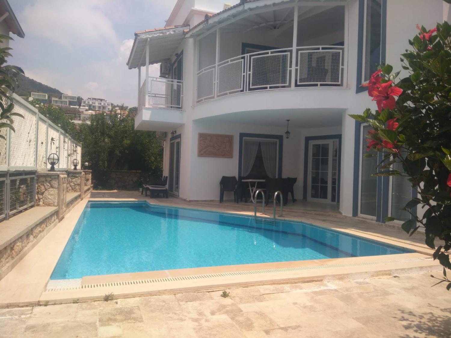 Kiralık Villa Mavira