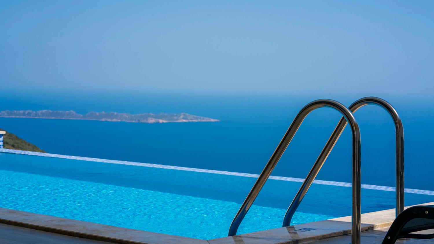 Villa Elif Sare (6) Kişilik Deniz Manzaralı Geniş Aile ve Arkadaş Grubu Villası