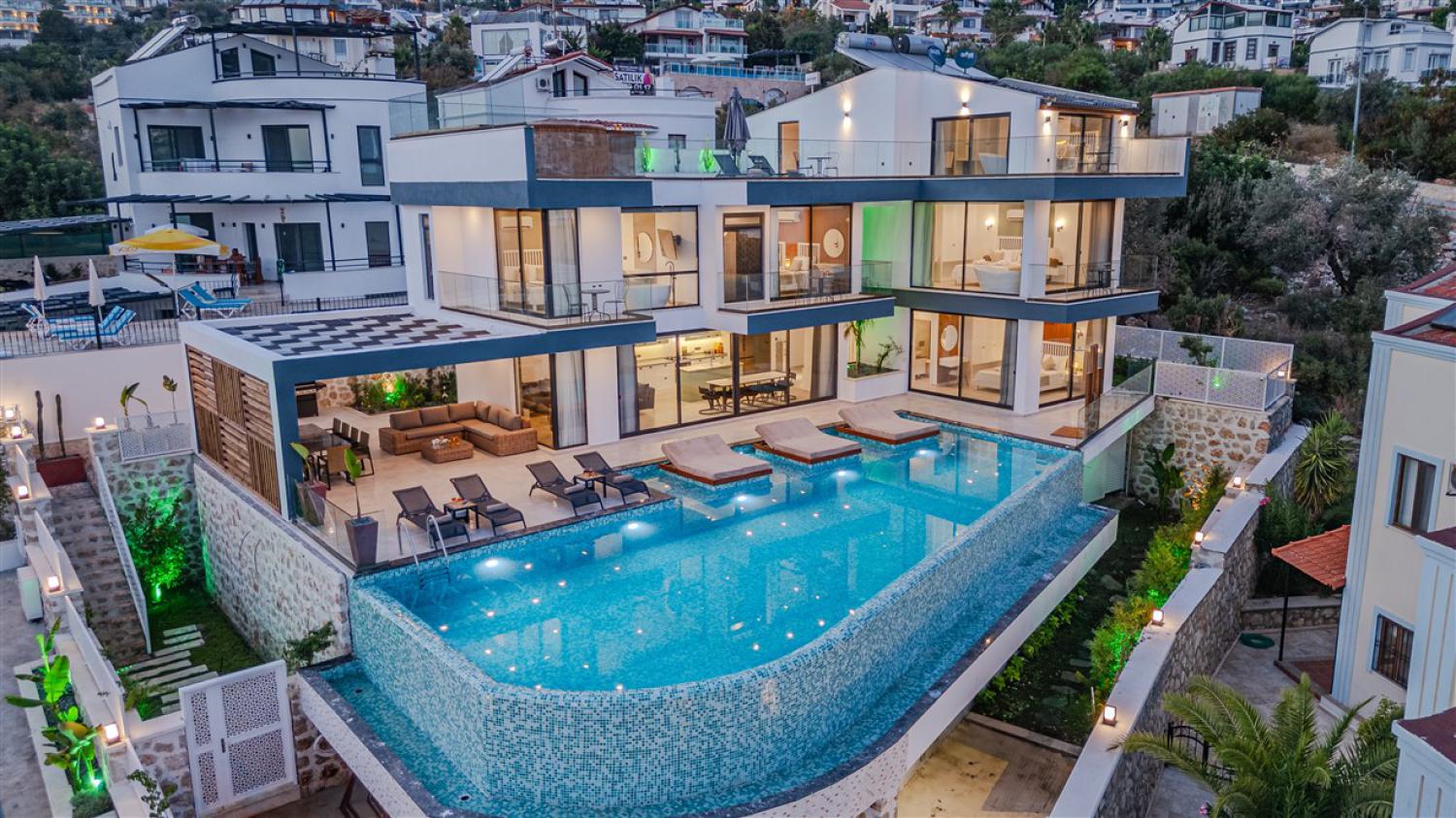 VİLLA EMPORİUM-LÜKS KİRALIK VİLLA