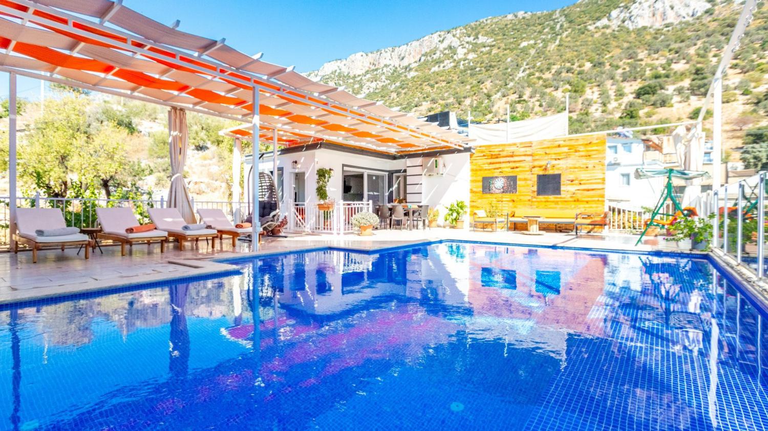 VİLLA FESLEĞEN KÖRDERE