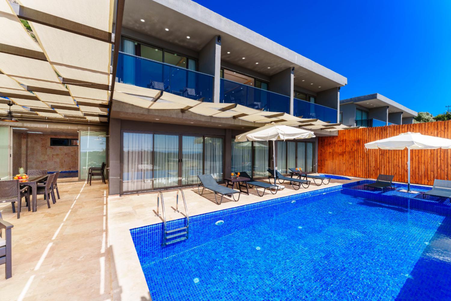 Villa Grand Emora 2, Kalkan'da (8) kişilik Lüks Kiralık Villa