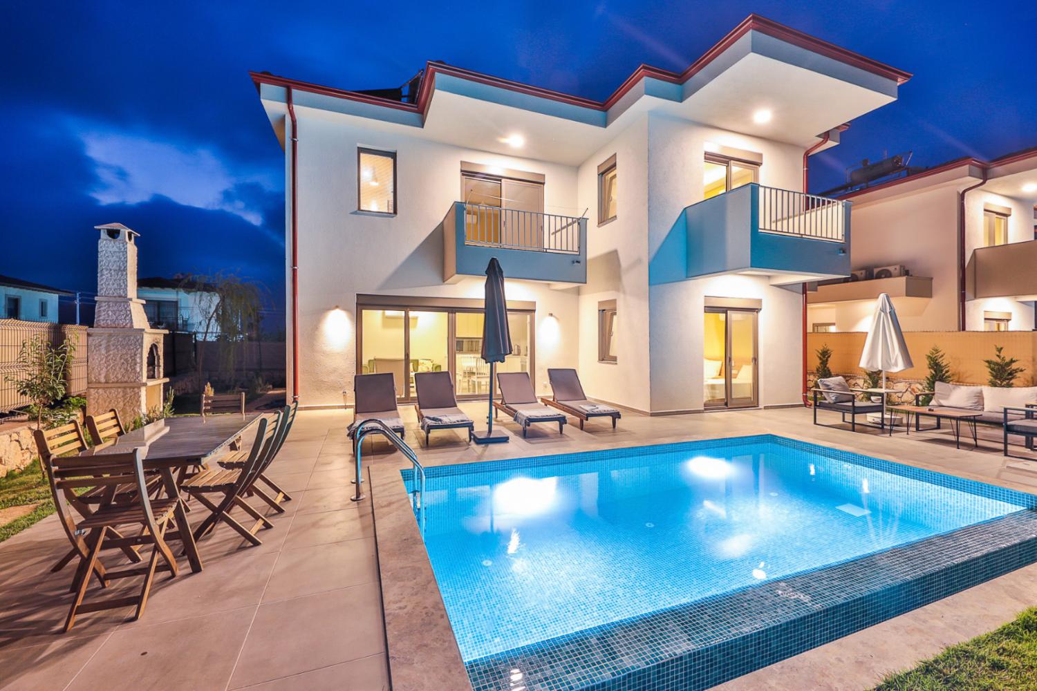 Villa Heaven Çukurbağ, Kaş'ta (6) kişilik geniş aile ve arkadaş grupları için uygun Villa