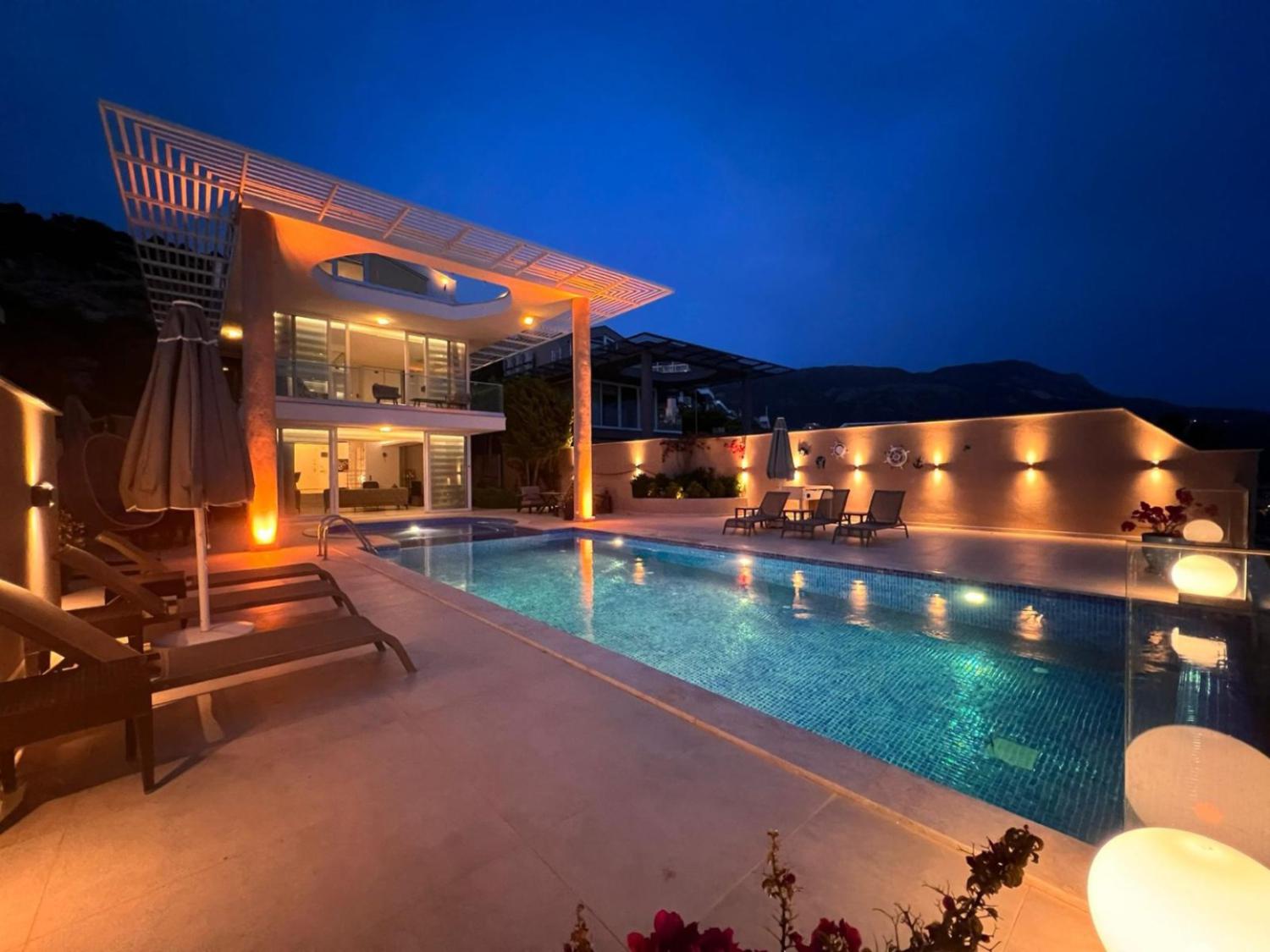Villa Hillside 2