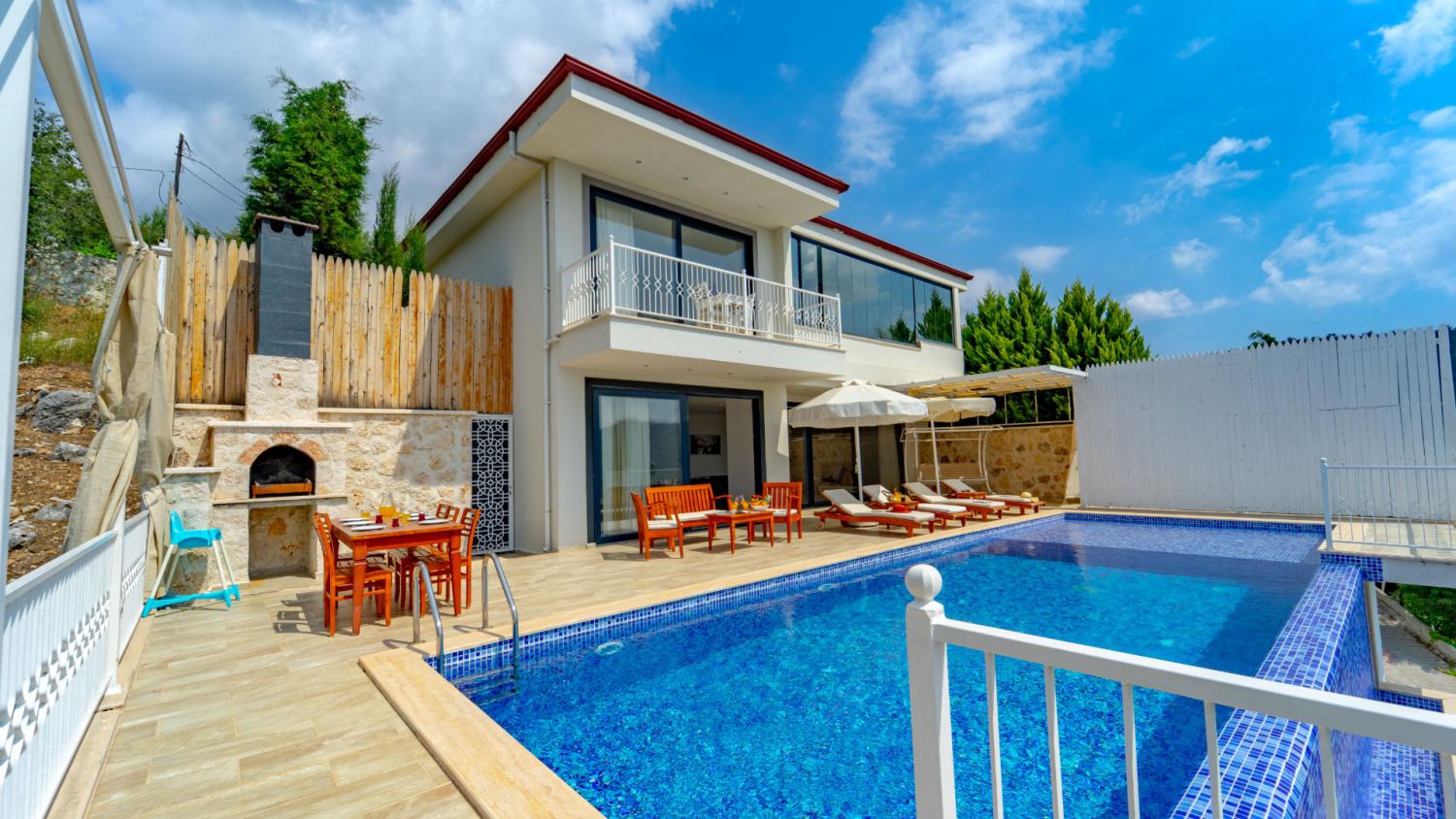 Villa Kaan, Kalkan'da (2) Kişilik Muhafazakar Kiralık Balayı Villa