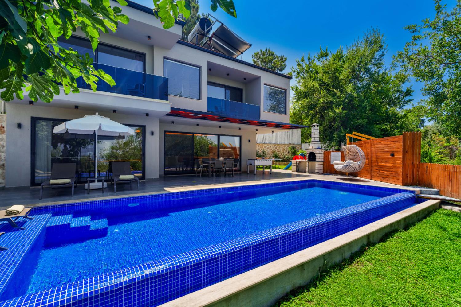 VİLLA LALİN ÜZÜMLÜ | Villa Gezegeni