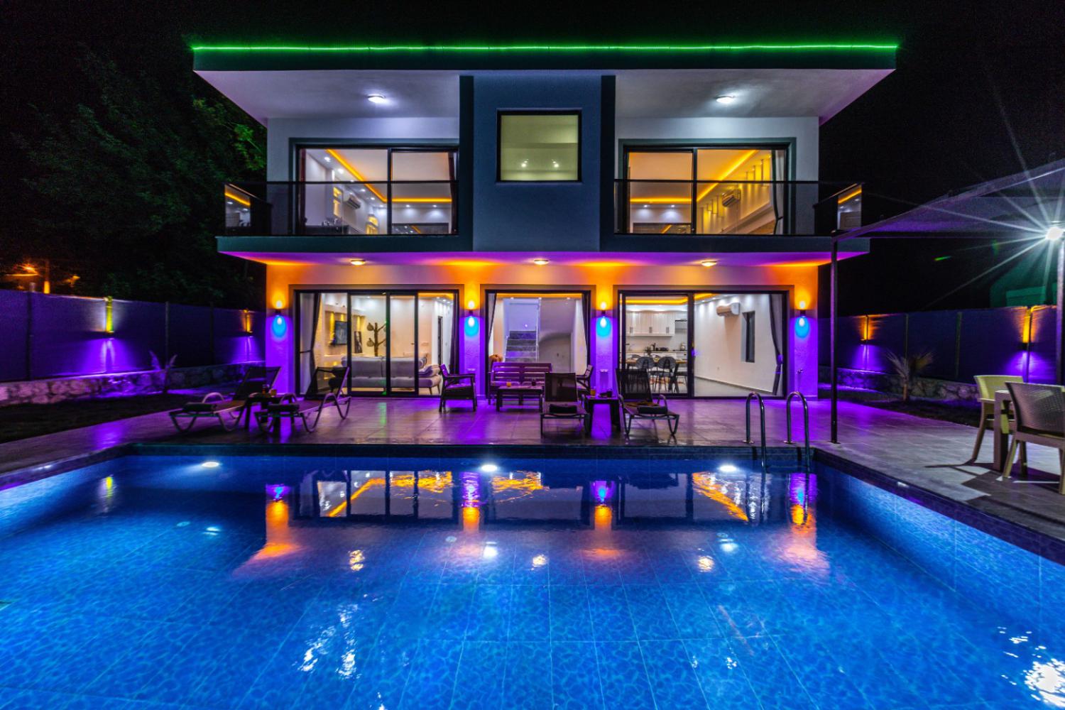 Villa Last Summer Çayköy (4) Kişilik Muhafazakar Aile ve Balayı Villası