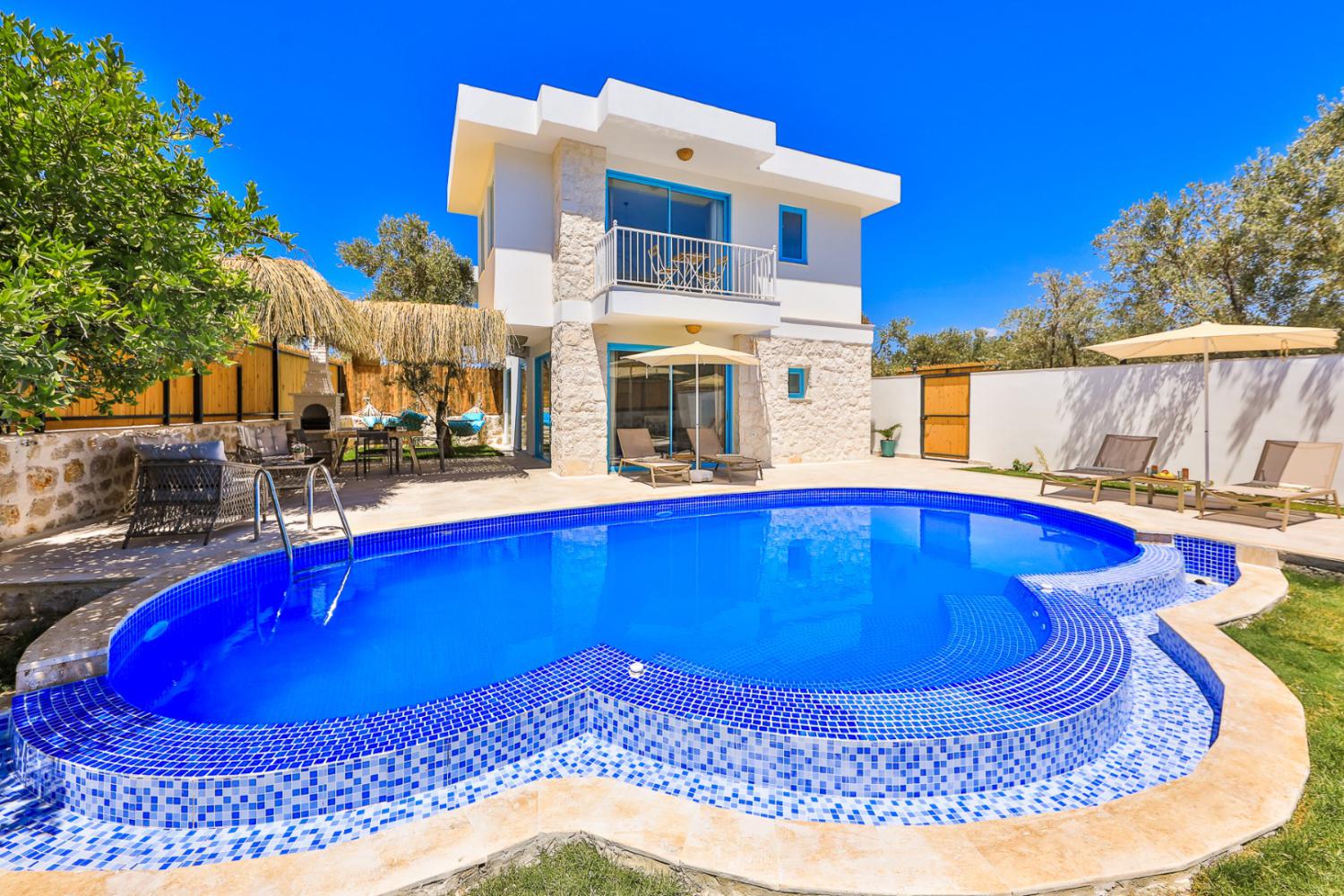 Villa Leto, Kalkan Patara bulunan, 2 odalı ve 4 kişilik kiralık tatil villası