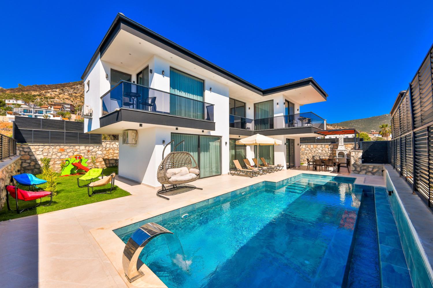 Villa Liva Duo Yeşilköy, Kalkan'da (4) Kişilik Muhafazakar Kiralık Villa