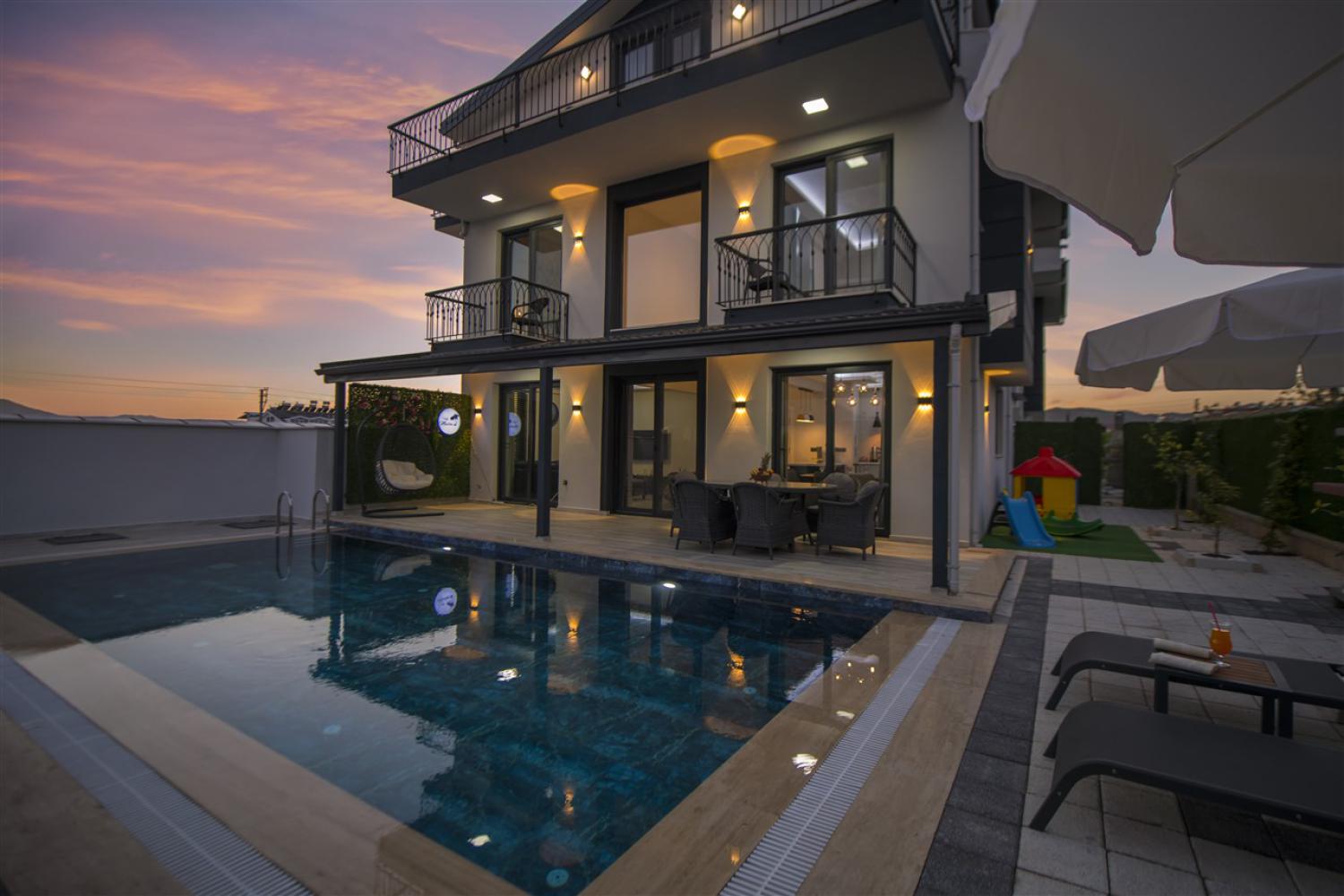 Villa Malibu, Fethiye Çamköy 'de bulunan (6) Kişilik Kiralık Villası