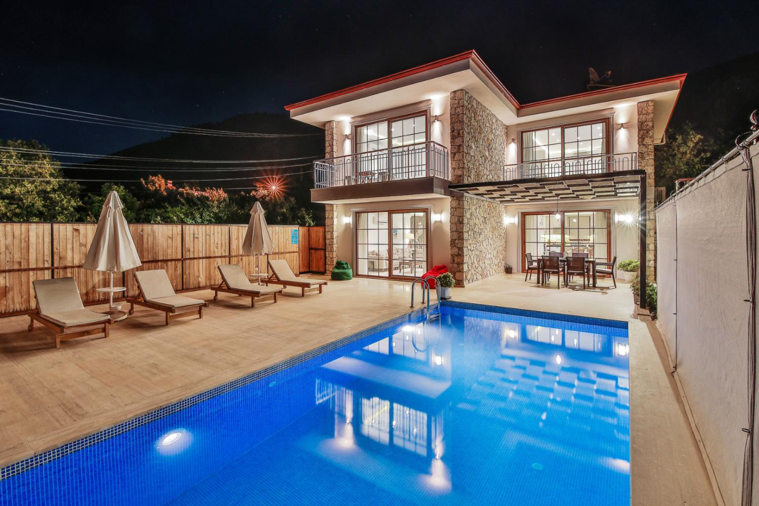 Villa Manzara Patara (4) Kişilik Jakuzili Korunaklı aile Villası