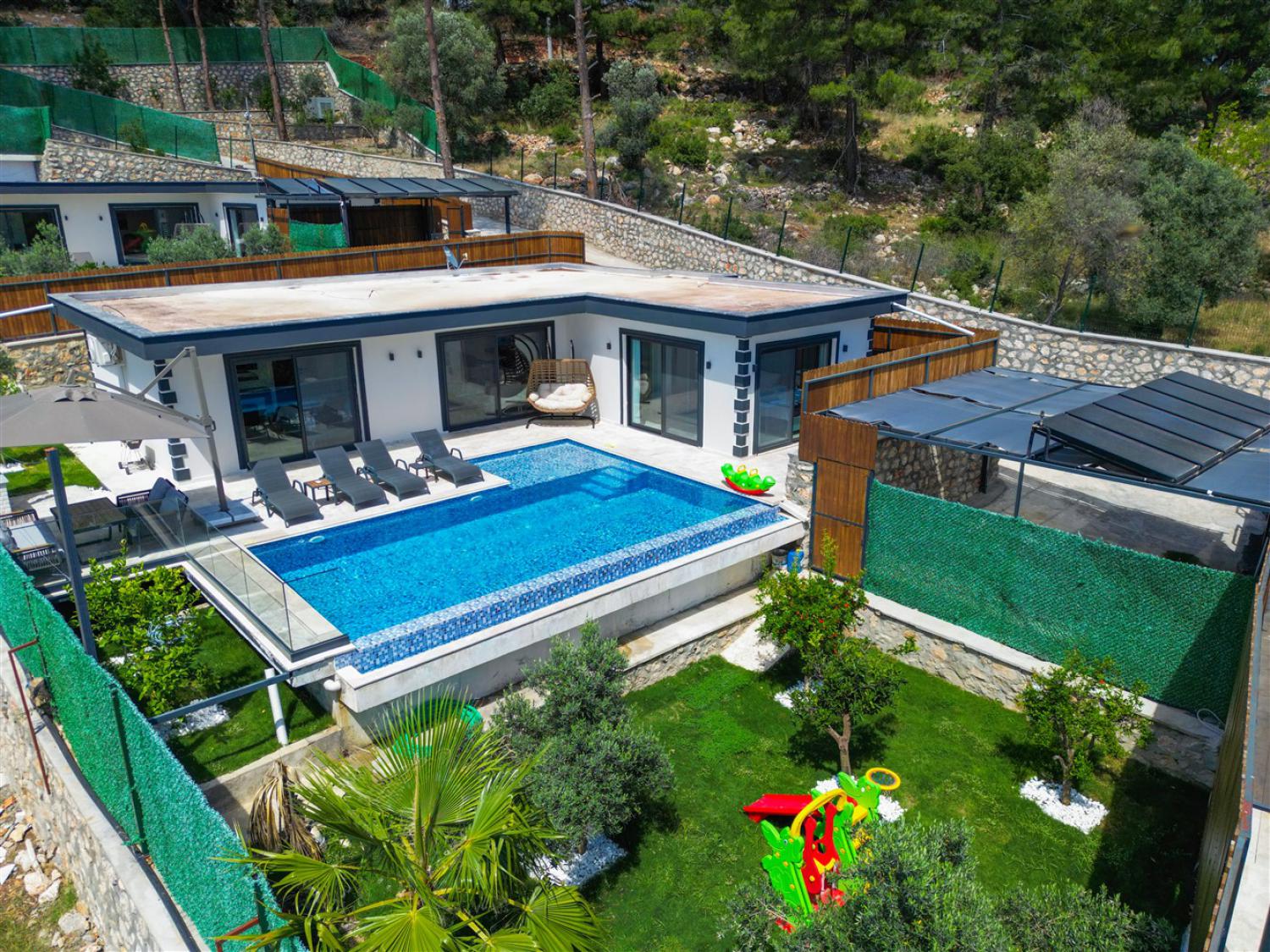 Villa Mira Trio 2, Kalkan İslamlar bölgesinde (4) Kişilik Muhafazakar Doğa İle İç i Balayı Villası