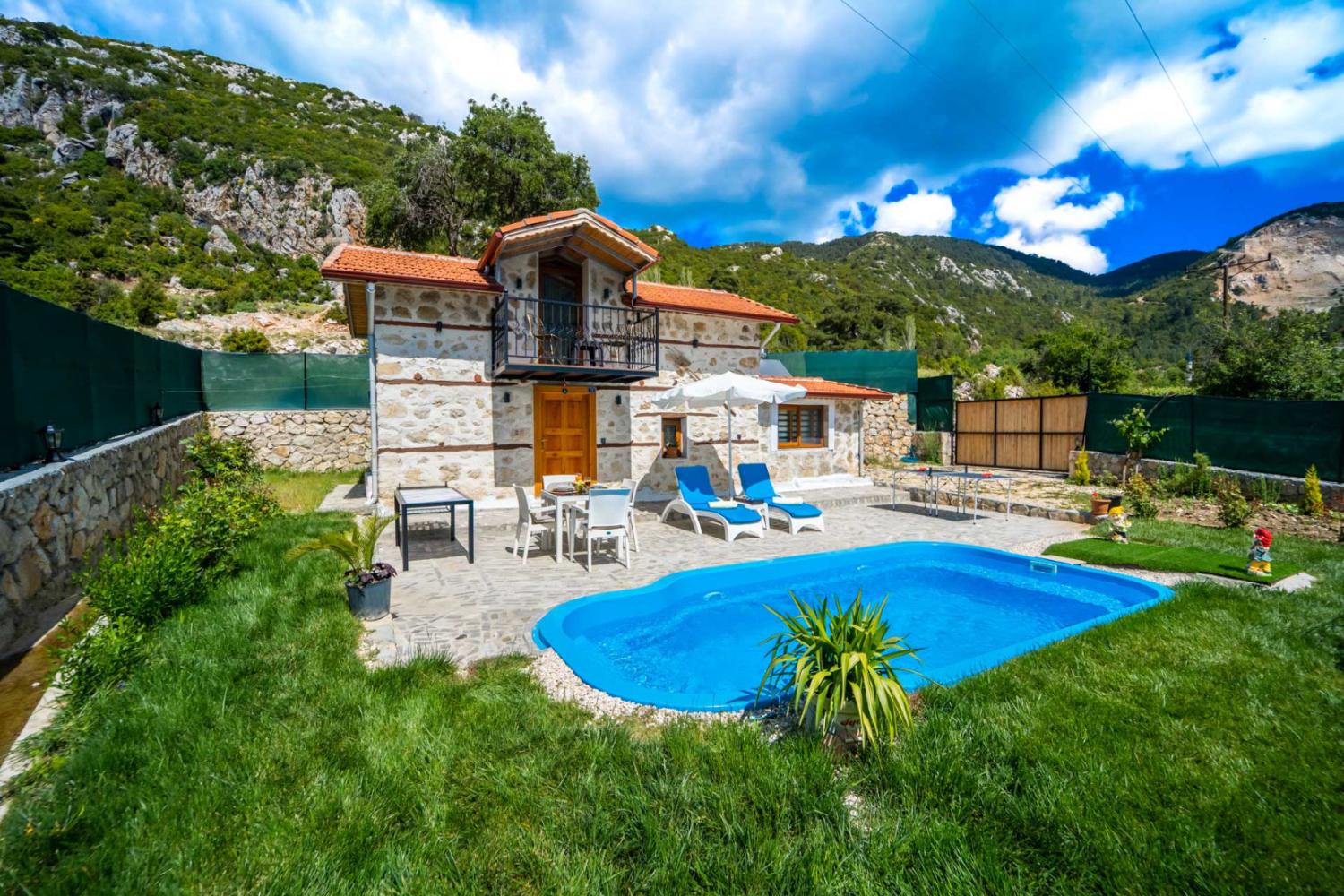 Villa Mountain House, Kalkan'da (2) Kişilik Kiralık Muhafazakar Balayı Villası